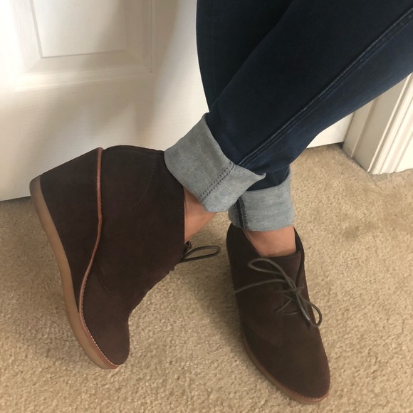 Coach - Picture 3 of 8